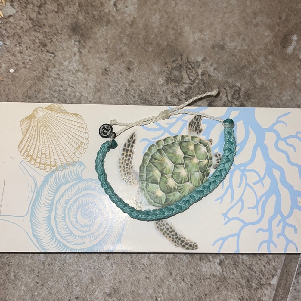 pura vida bracelet